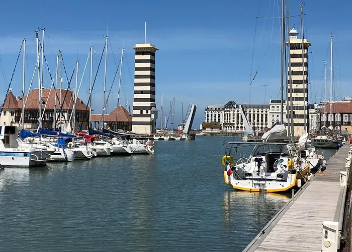 Cote Plage: Charming With Linen And Parking