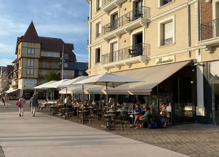 公寓 Cote - Magnifique De Charme A Sur - Linge - Lit Fait - Parking - Wifi - Classe Par L'office Du Tourisme 滨海图维列