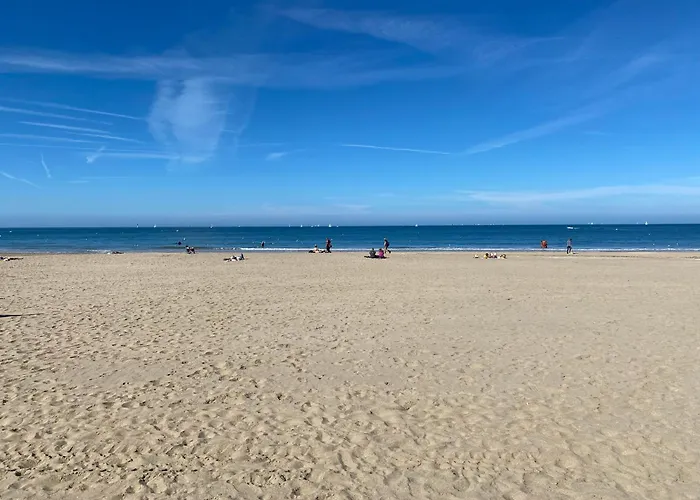 Apartment Cote Plage: Charming With Linen And Parking *