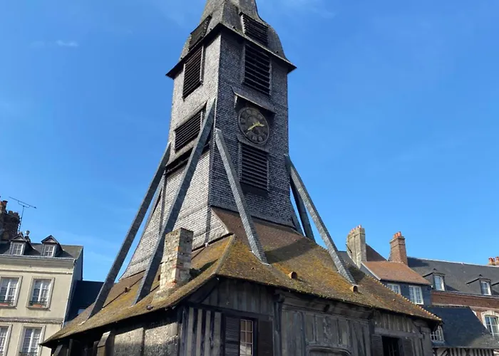 Apartment Cote Plage: Charming With Linen And Parking