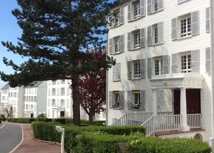 Cote - Magnifique De Charme A Sur - Linge - Lit Fait - Parking - Wifi - Classe Par L'office Du Tourisme 滨海图维列