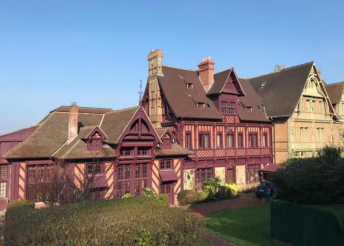 Cote Plage: Charming With Linen And Parking Trouville-sur-Mer